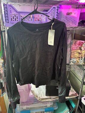 Adidas Women’s Long-Sleeve Black Cropped Crewneck Top